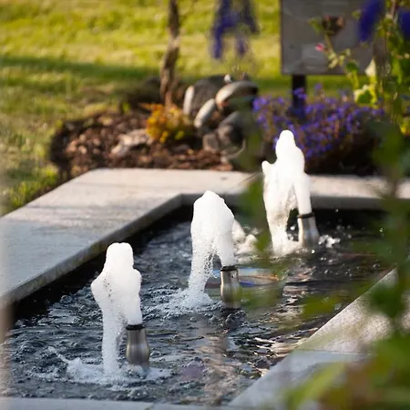 Lynster House Гостевой дом 5*