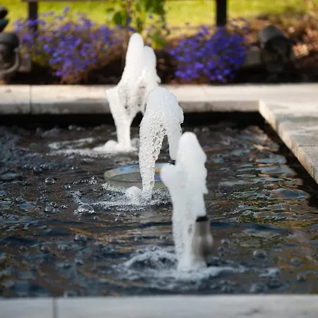 Konukevi Lynster House 5*