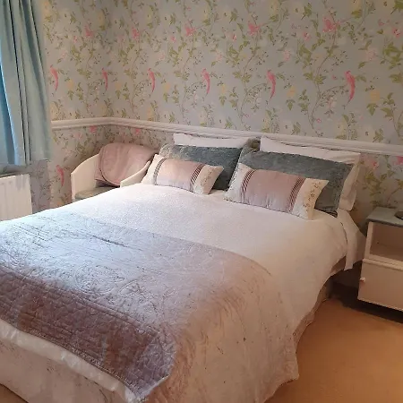 Πανσιόν Lynster House