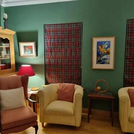 Πανσιόν Lynster House